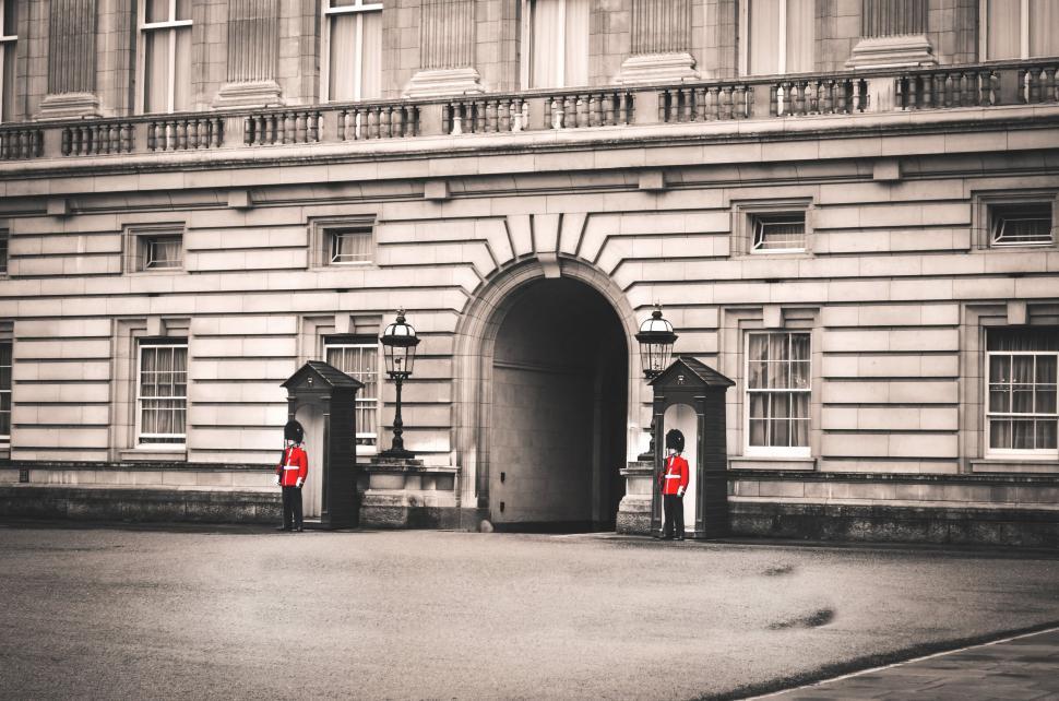 Free Image of Queen\'s Guards 